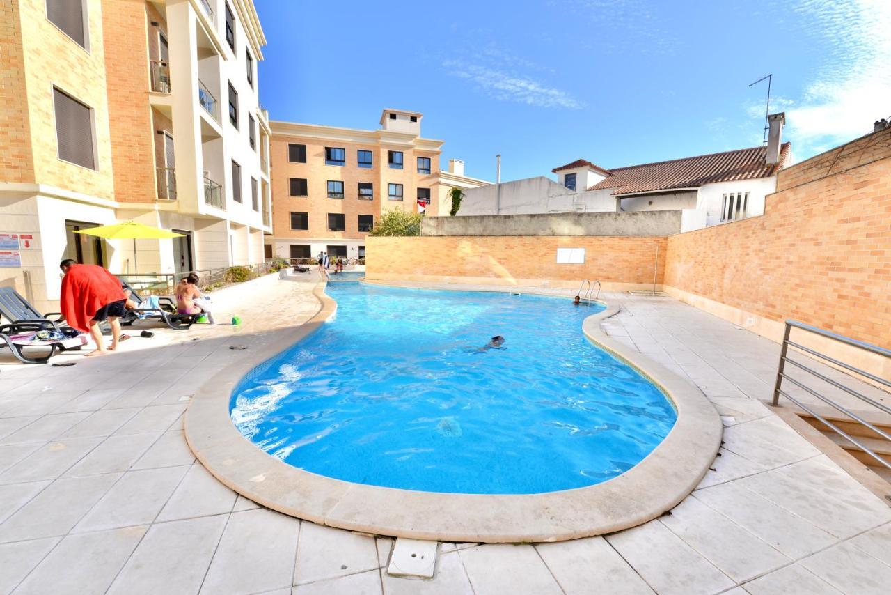 Silver - Apartment For 4 Guests 150M From Beach サン・マルティーニョ・ド・ポルト エクステリア 写真